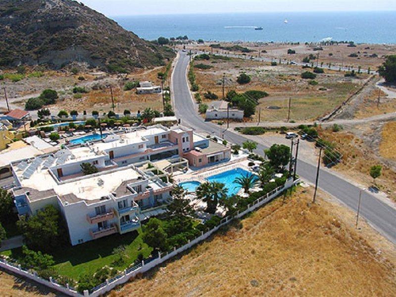 Irinna Hotel-Apartments Фаліракі Екстер'єр фото